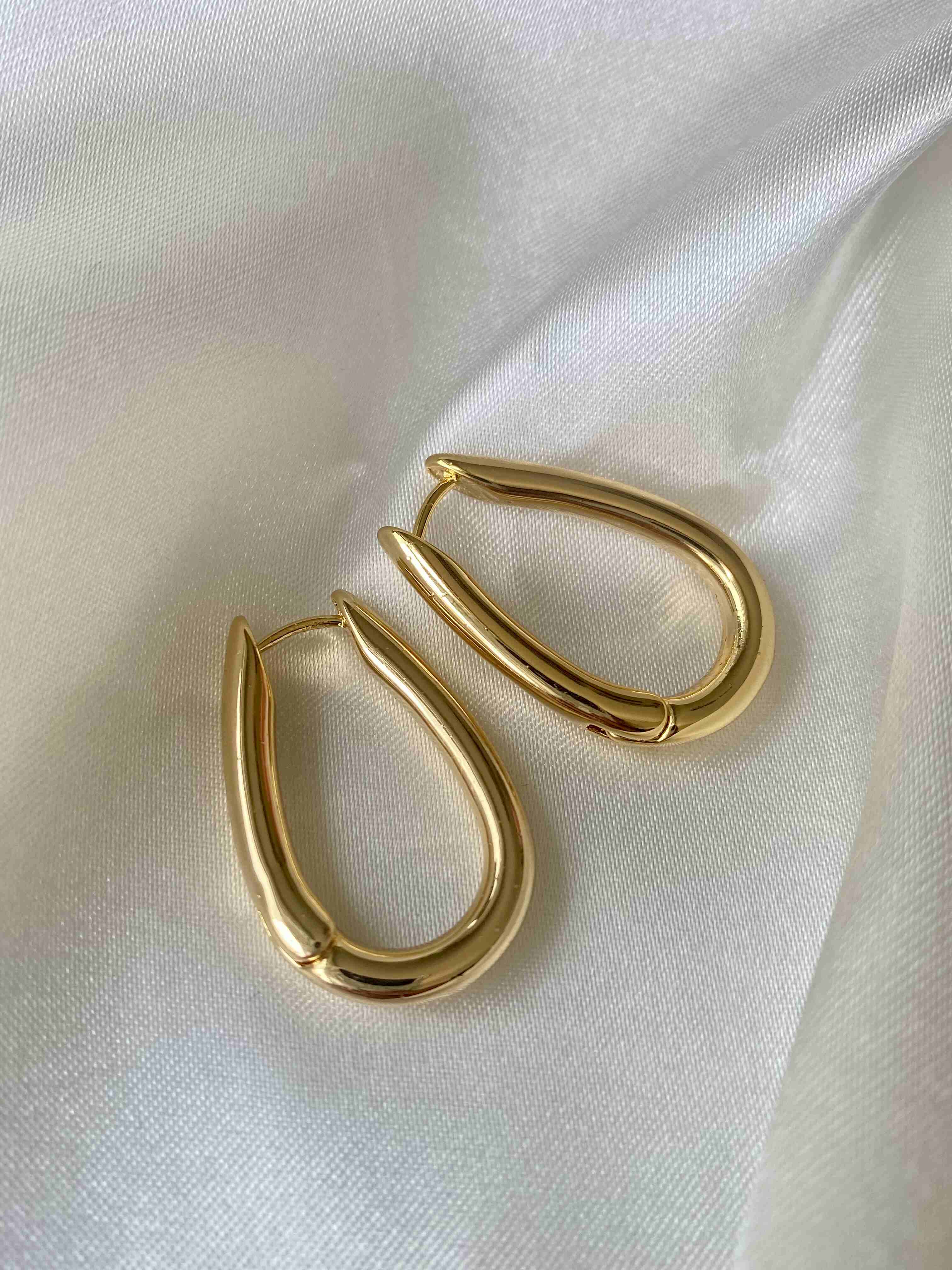 OVAL%20GOLD%20KÜPE%20